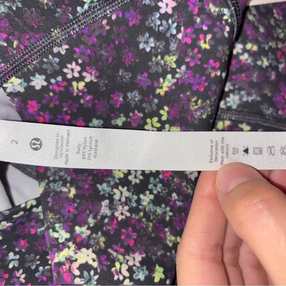 lululemon athletica Floral Leggings - Black and Purple - Picture 7 of 7